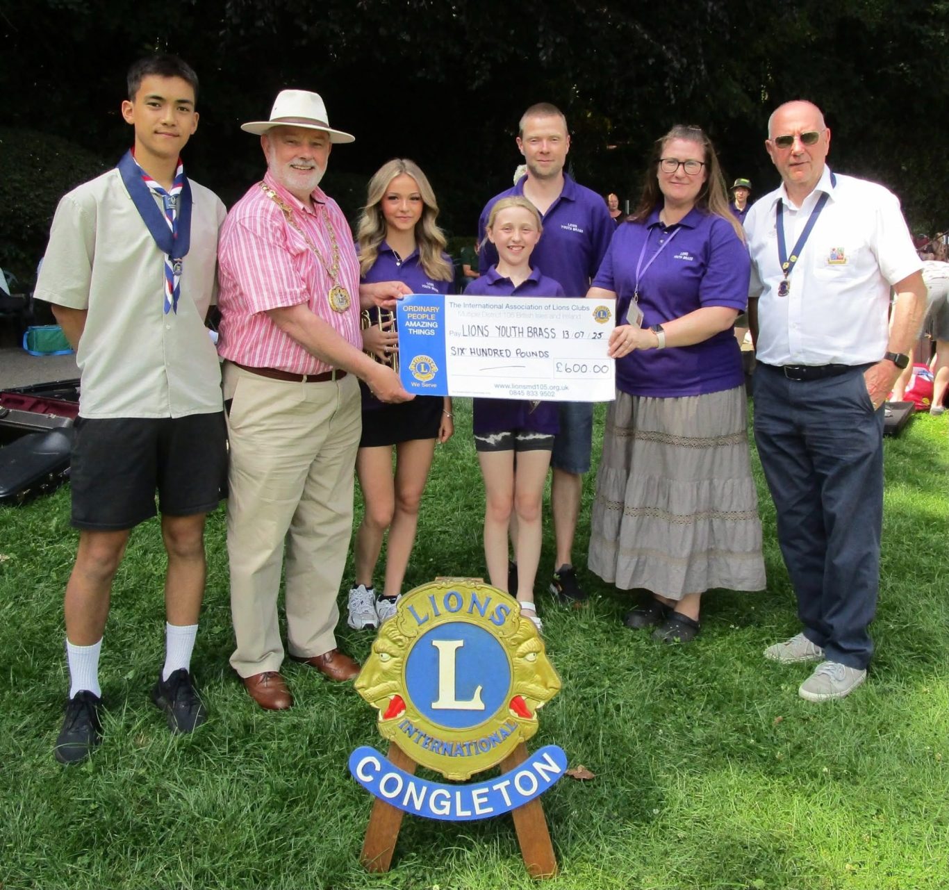 Congleton Lions presenting a cheque to the Youth Band Congleton Lions presenting a cheque to the Youth Band